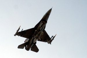 ABD IŞİD'i vurmaya devam ediyor