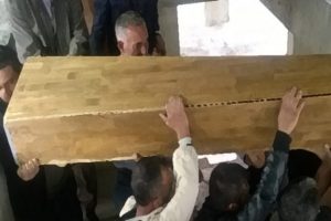 Morgdan ceset ka&ccedil;ırdılar