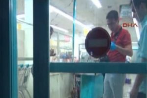 Şırnak'ta markete molotof 2 yaşındaki &ccedil;ocuk...