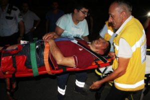 Aldatan eş ve sevgilisine kurşun yağdırdı
