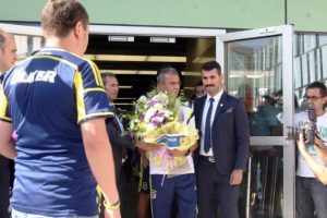 Fenerbah&ccedil;e İzmir'de