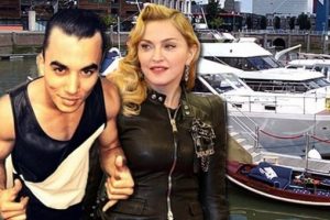 Madonna gen&ccedil; aşkını terk etti