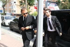 &Ouml;ren Bayan'ın eski sahiplerine son g&ouml;rev