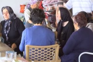&Uuml;mitleri t&uuml;keniyor