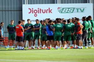 Bursaspor, Galatasaray ma&ccedil;ı hazırlıklarına başladı