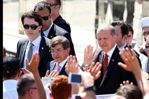 T&uuml;m bakanlar istifalarını sundu!