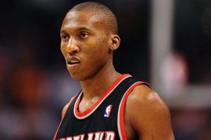 Nolan Smith imzalıyor!