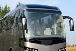 Yolcu otob&uuml;s&uuml;nde kavga: 8 yaralı