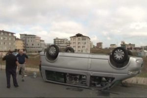 Minib&uuml;s takla attı: 7 yaralı