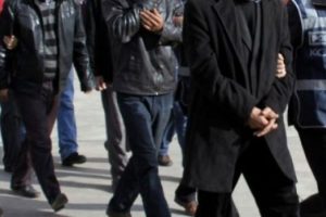 111 ka&ccedil;ak yakalandı