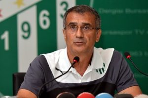 Şenol G&uuml;neş'ten Galatasaray ve transfer a&ccedil;ıklaması!