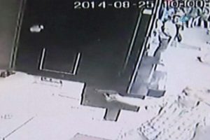 Giyim mağazasına silahlı baskın
