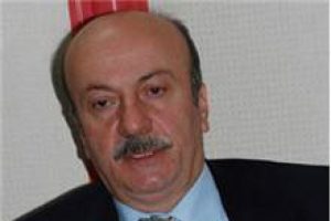 CHP'de Bekaroğlu kavgası b&uuml;y&uuml;yor!