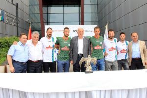 &Ccedil;aykur Rizespor'dan g&ouml;vde g&ouml;sterisi