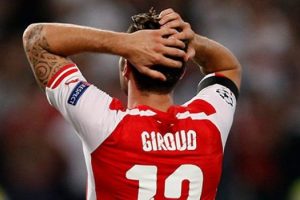 Giroud'dan Arsenal'a k&ouml;t&uuml; haber!