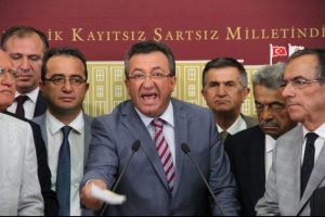 Altay'ın demokratik hakkıymış !