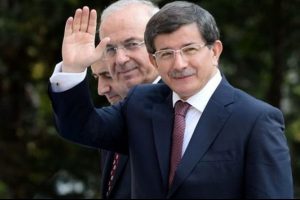 Davutoğlu yeni kabineyi sunmak i&ccedil;in K&ouml;şk'te