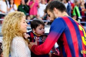 Shakira ikinci bebeğine hamile...