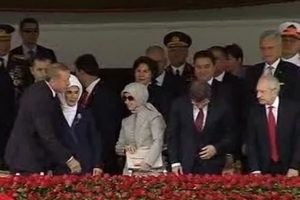 Erdoğan ile Kılı&ccedil;daroğlu tokalaşmadı!