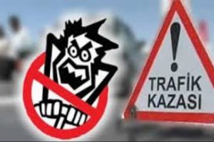 Otomobilin &ouml;n tarafının par&ccedil;alandığı kazada feci şekilde can verdi