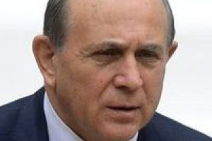 "Bu sistem kokuşmuş İngiliz sistemi"