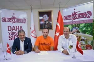 G&ouml;khan &Ouml;ner İzmir Balspor'da