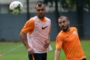 Pandev ilk antrenmanına &ccedil;ıktı
