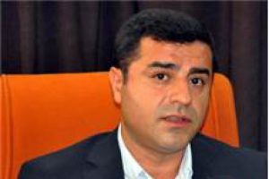 Demirtaş'tan &ccedil;ok tartışılacak &ouml;neri!