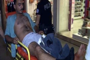 Tanımadığı kıza numarasını vermek isteyince...