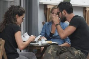 &Ouml;zge &Ouml;zpirin&ccedil;ci ve Burak Yamant&uuml;rk aşkı tam gaz devam...