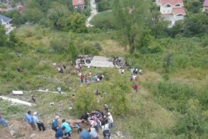 "Uludağ bağlantı yolundan sadece otomobiller ge&ccedil;sin"
