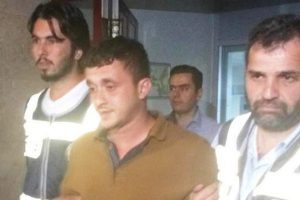 O katil zanlısı Almanya doğumlu &ccedil;ıktı