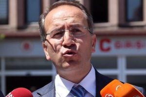 30 emniyet m&uuml;d&uuml;r&uuml;nden G&uuml;len'in avukatına dava!