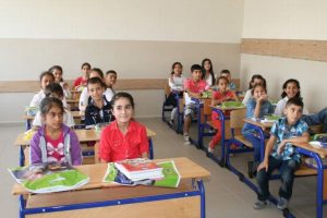 Bursa'da 6 milyon ders kitabı &ouml;ğrencilerin sıralarında