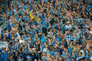 Gremio'ya ırk&ccedil;ılıktan ağır ceza