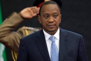 Kenya Cumhurbaşkanı'nın arabası &ccedil;alındı