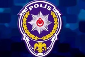 6 komiser yardımcısının r&uuml;tbesi s&ouml;k&uuml;ld&uuml;