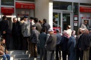 İki maaş hayali suya d&uuml;şt&uuml;