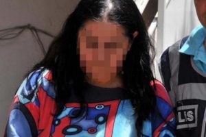 Eşini sevgilisine &ouml;ld&uuml;rten kadına m&uuml;ebbet hapis