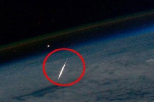NASA d&uuml;şen meteoru b&ouml;yle g&ouml;r&uuml;nt&uuml;ledi
