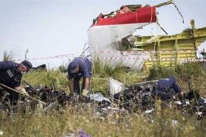 Havada ikiye b&ouml;l&uuml;nd&uuml;