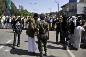 Yemen'de &ccedil;atışmalar s&uuml;r&uuml;yor