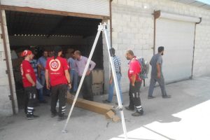 İHH, Suriye sınırında g&ouml;rev yapacak ekipleri eğitecek