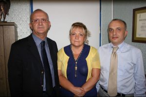 3 &ccedil;ocuğu &ouml;ld&uuml;r&uuml;len babadan zor karar!