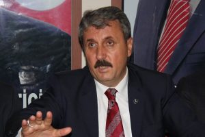 "&Ouml;ncelik milletin b&ouml;l&uuml;nmez b&uuml;t&uuml;nl&uuml;ğ&uuml;d&uuml;r"