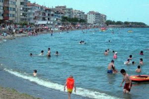 Bursa sahilleri temiz &ccedil;ıktı