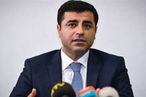 Demirtaş'tan 'ortak ordu' a&ccedil;ıklaması