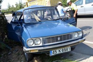 Hastane yolunda kaza: 1 &ouml;l&uuml;, 3 yaralı