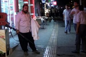 T&uuml;fekle dehşet sa&ccedil;tı!