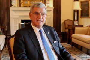 İnternet d&uuml;zenlemesi AB kurallarına aykırı değil